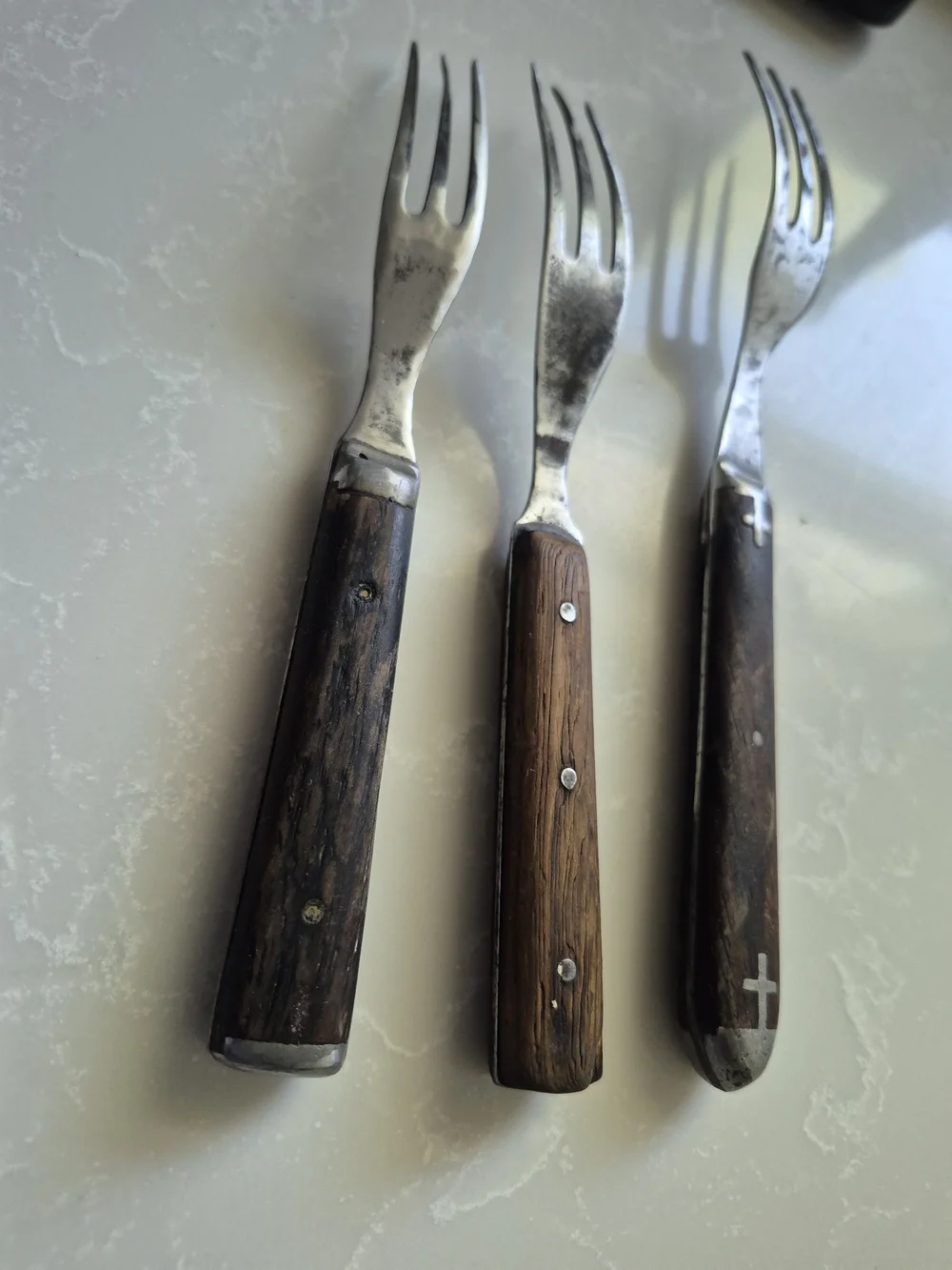 Very Early/ Vintage-Style Wooden Handle Dinner Forks-3 Pc. - Brown